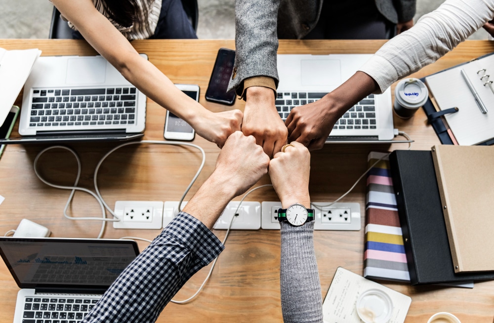 Importancia del email corporativo en RRPP